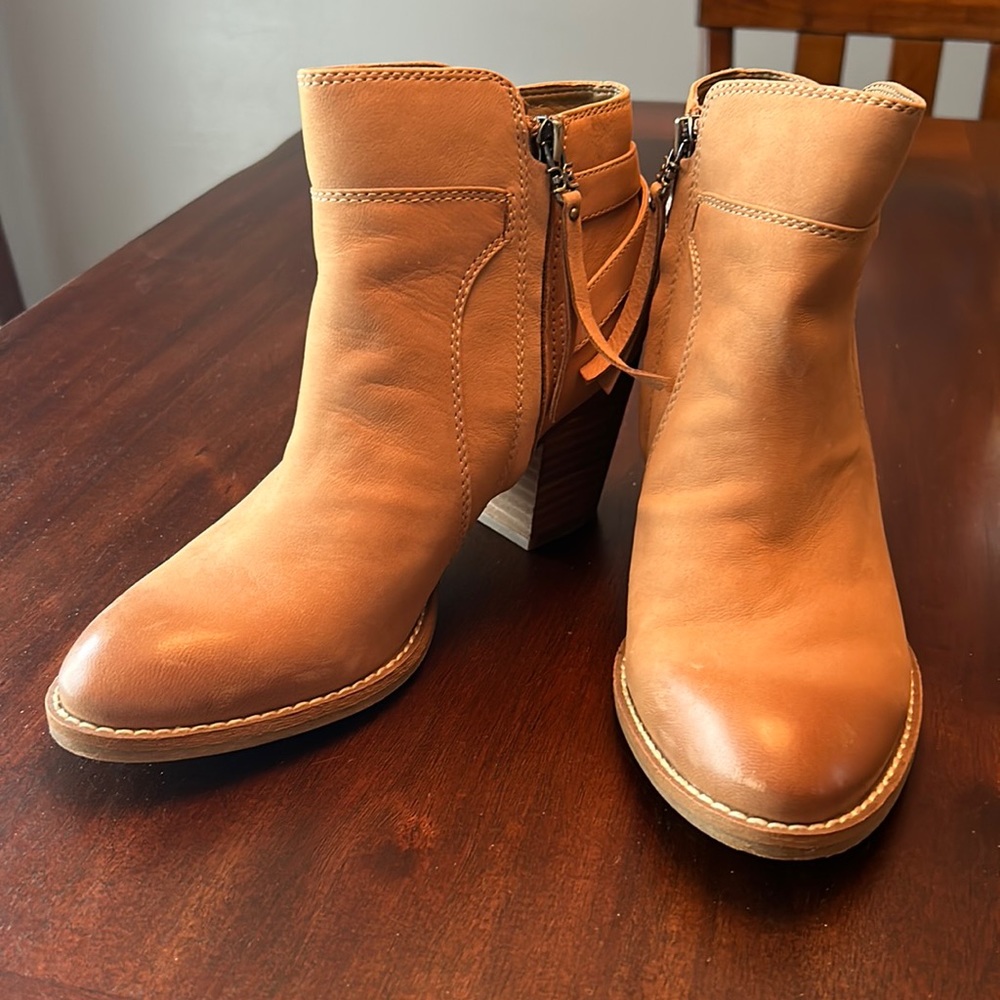 Sam Edelman ankle boots. Leather upper. Size 7.5